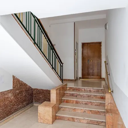 Cream Appartement